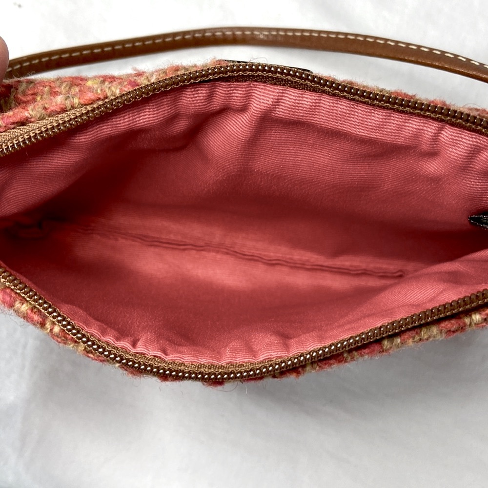 Coach 2 Scary Herringbone Hampton F40792 Wool Tweed Leather & Leather Wristlet - Picture 7 of 16
